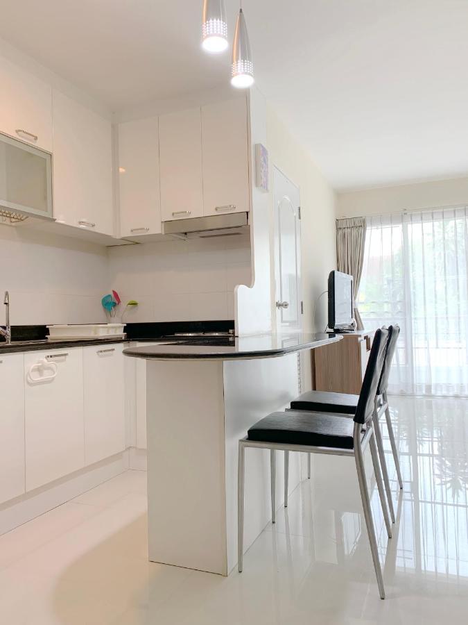 Charming Resident At Ekkamai From Studio Unit Up To 2 Bedroom Apartment Bangkok Exterior foto